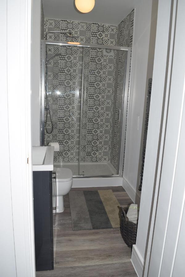Airport Padzzz Appartement Wythenshawe Buitenkant foto