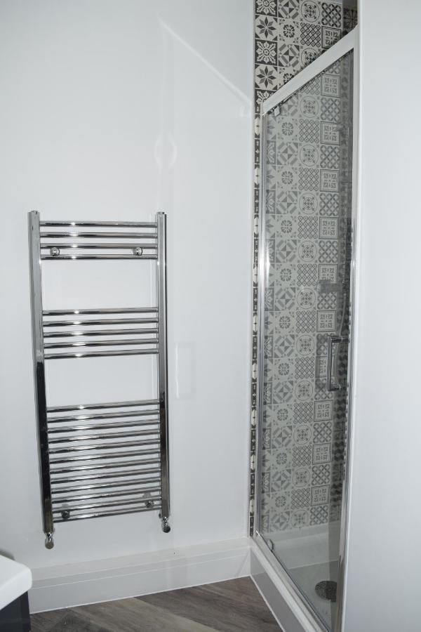 Airport Padzzz Appartement Wythenshawe Buitenkant foto