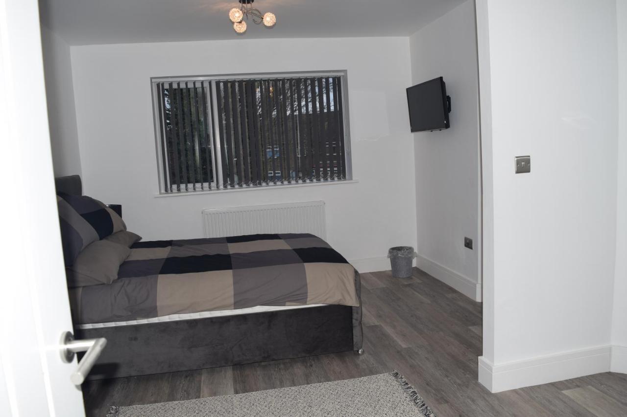 Airport Padzzz Appartement Wythenshawe Buitenkant foto